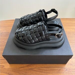 A.W.A.K.E Mode Wilma Chubby Slingback Sandals